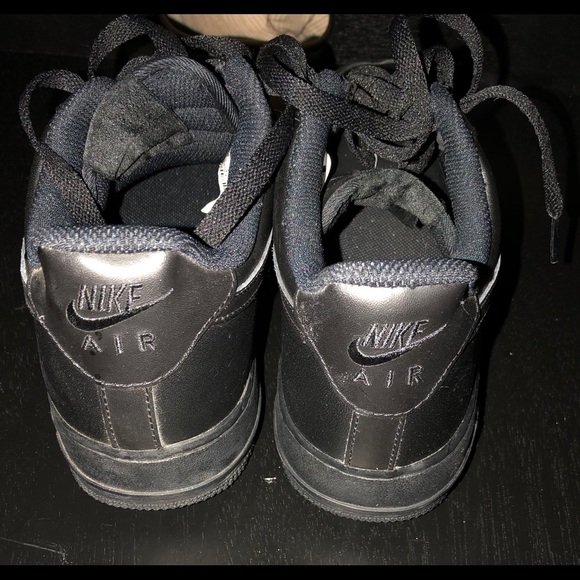 AF-1s Men Size 8 - Picture 3 of 5